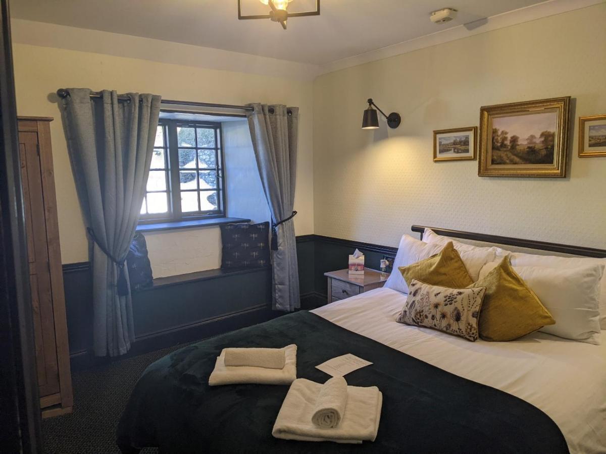 London Inn Saint Neot Exteriör bild